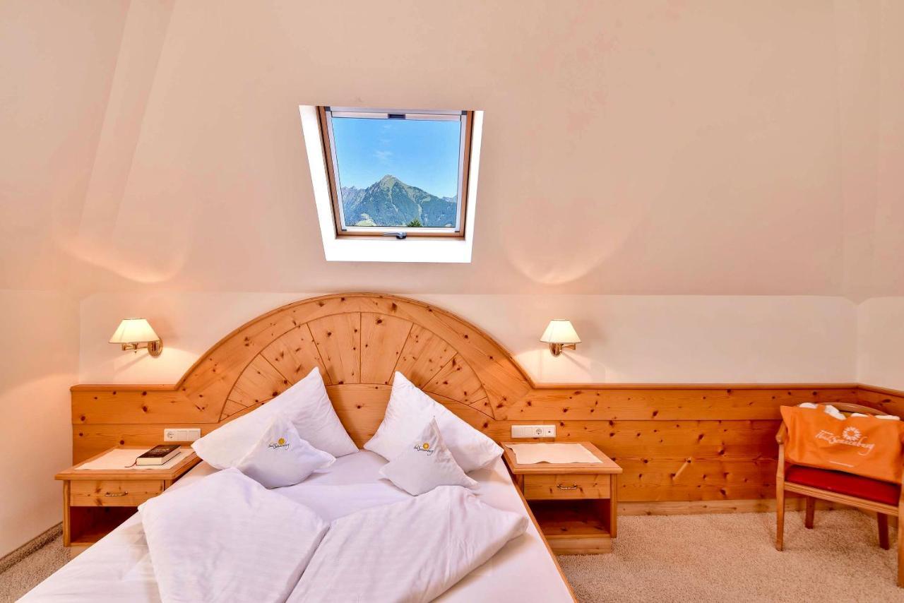Hotel Sonnenburg Merano Esterno foto